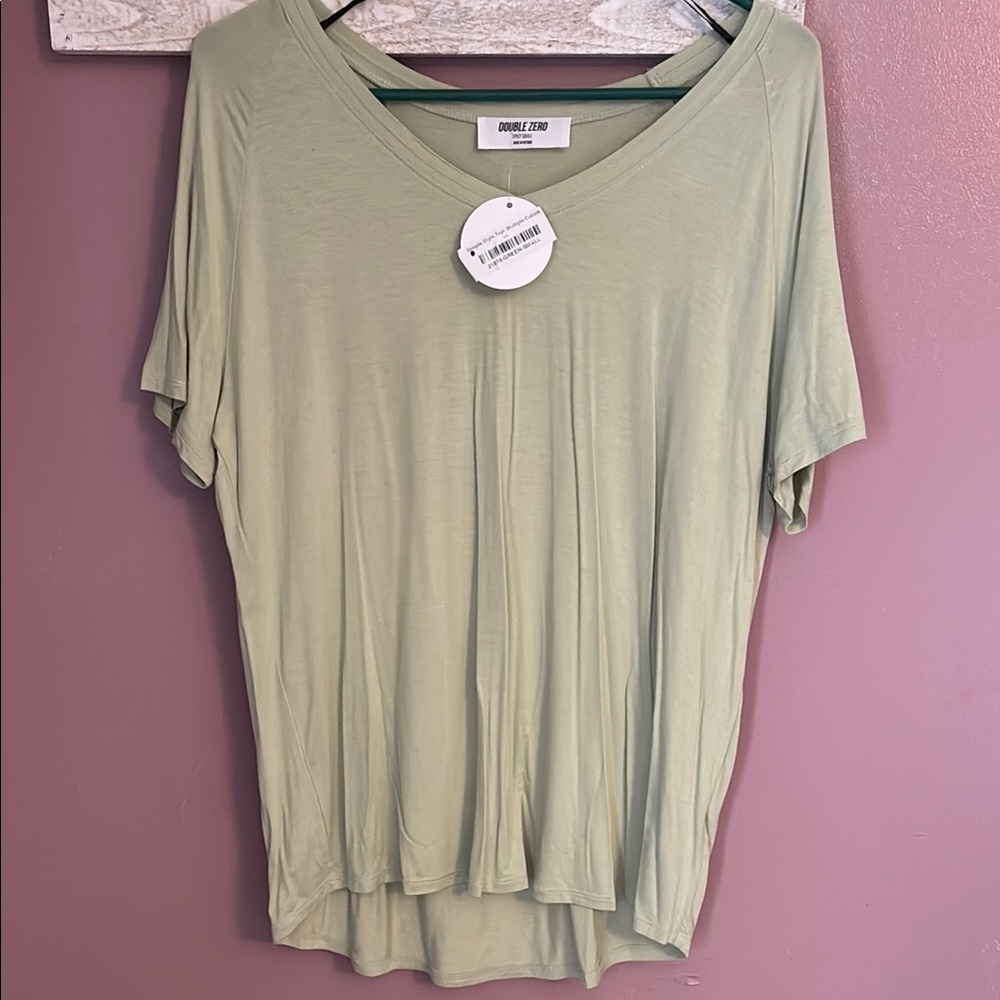 Daniel Rainn Women's Green Top